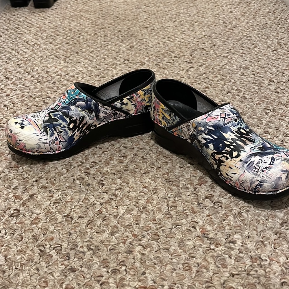 Colorful clogs - very comfortable - Picture 2 of 4